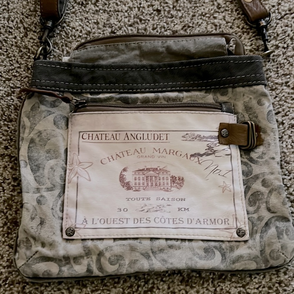 Myra bag in good condition